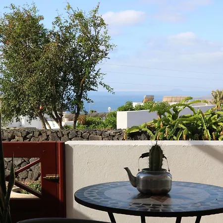 Casona El Faro De Apartamento Mácher