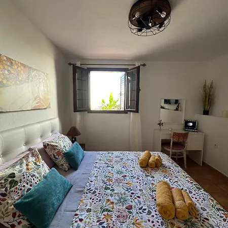 Casona El Faro De Apartamento *