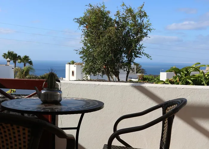 Casona El Faro De Macher